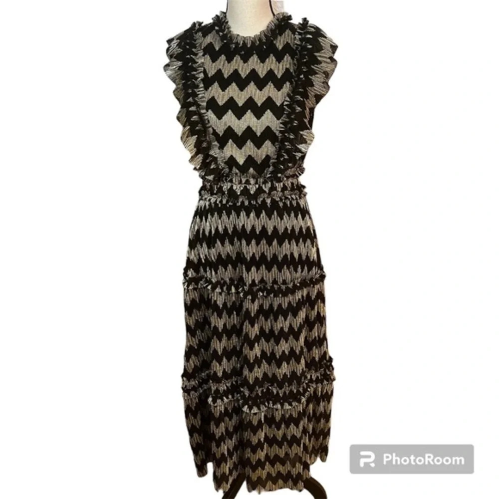NWT Adelyn Rae Agatha Metallic Pleated Dress Sz-S